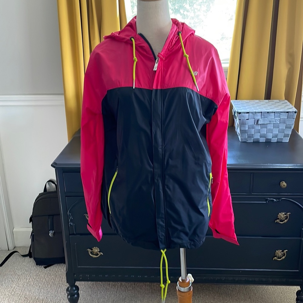 NEW BALANCE NYLON JACKET